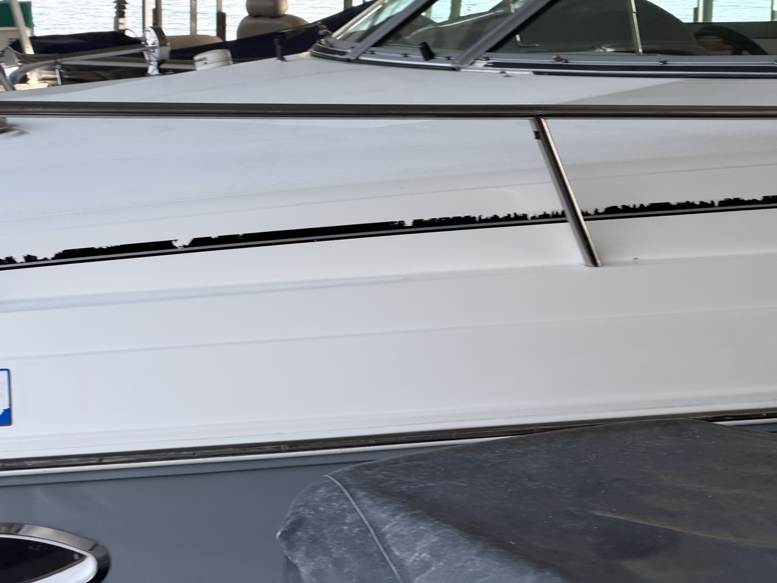 2008 Rinker 280 Express Cruiser