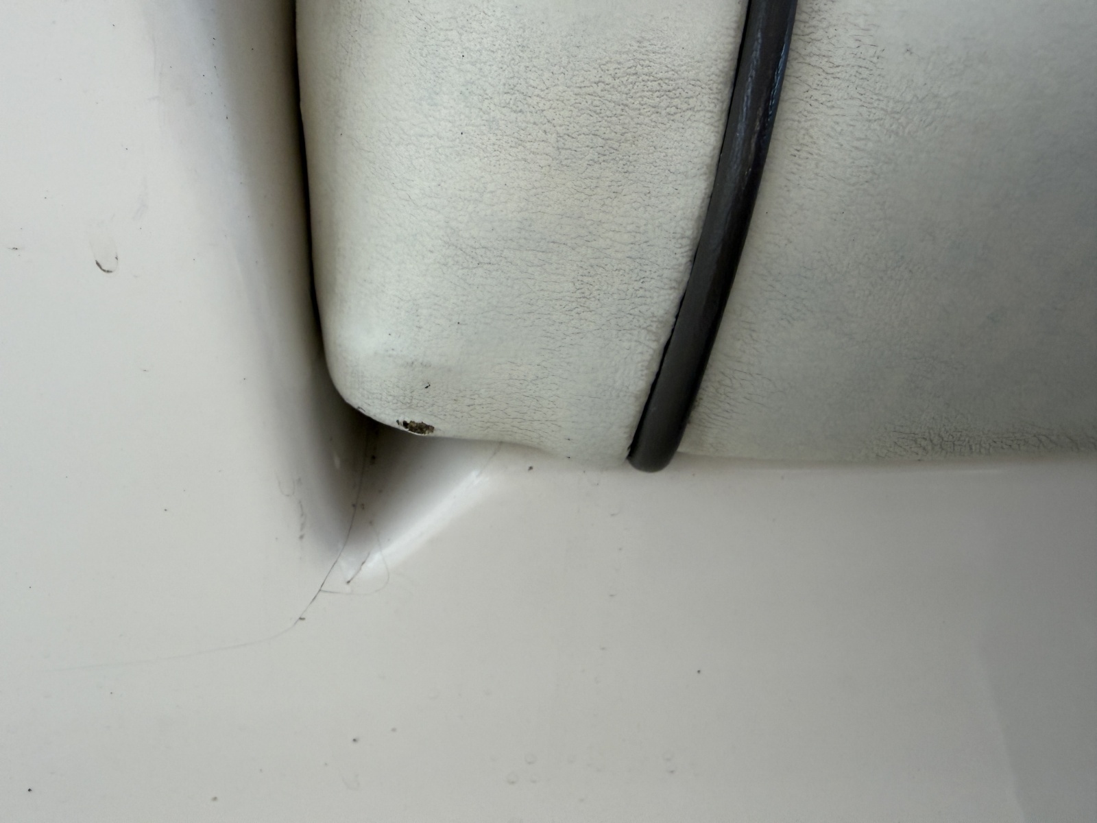 2008 Rinker 280 Express Cruiser