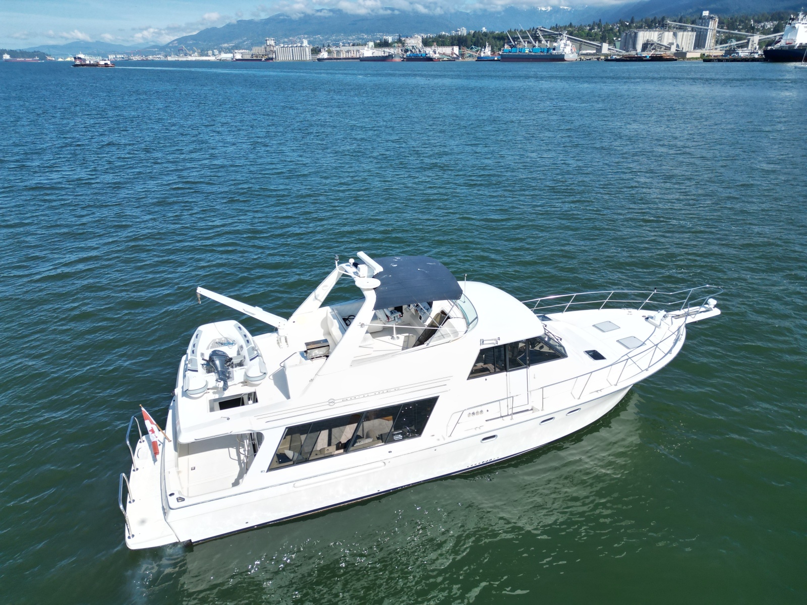 47' 1998 Bayliner 4788
