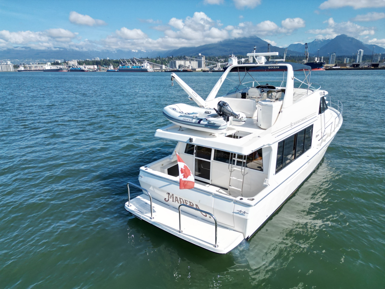47' 1998 Bayliner 4788