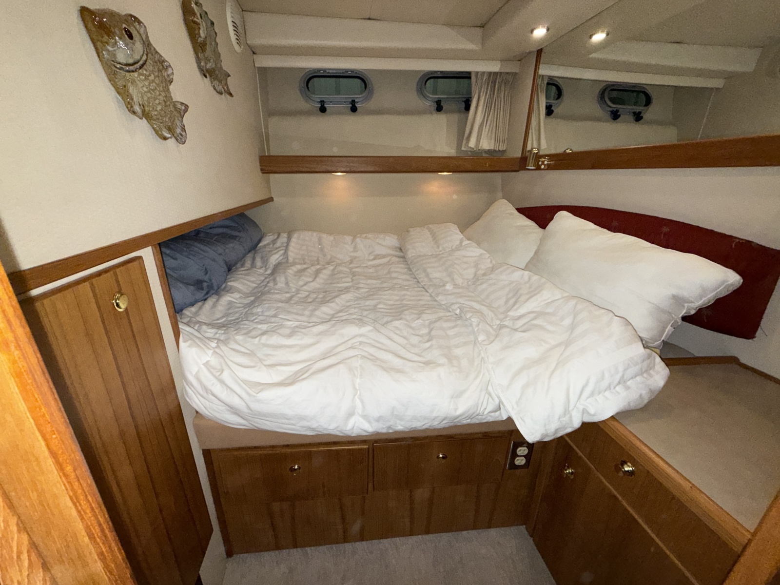47' 1998 Bayliner 4788