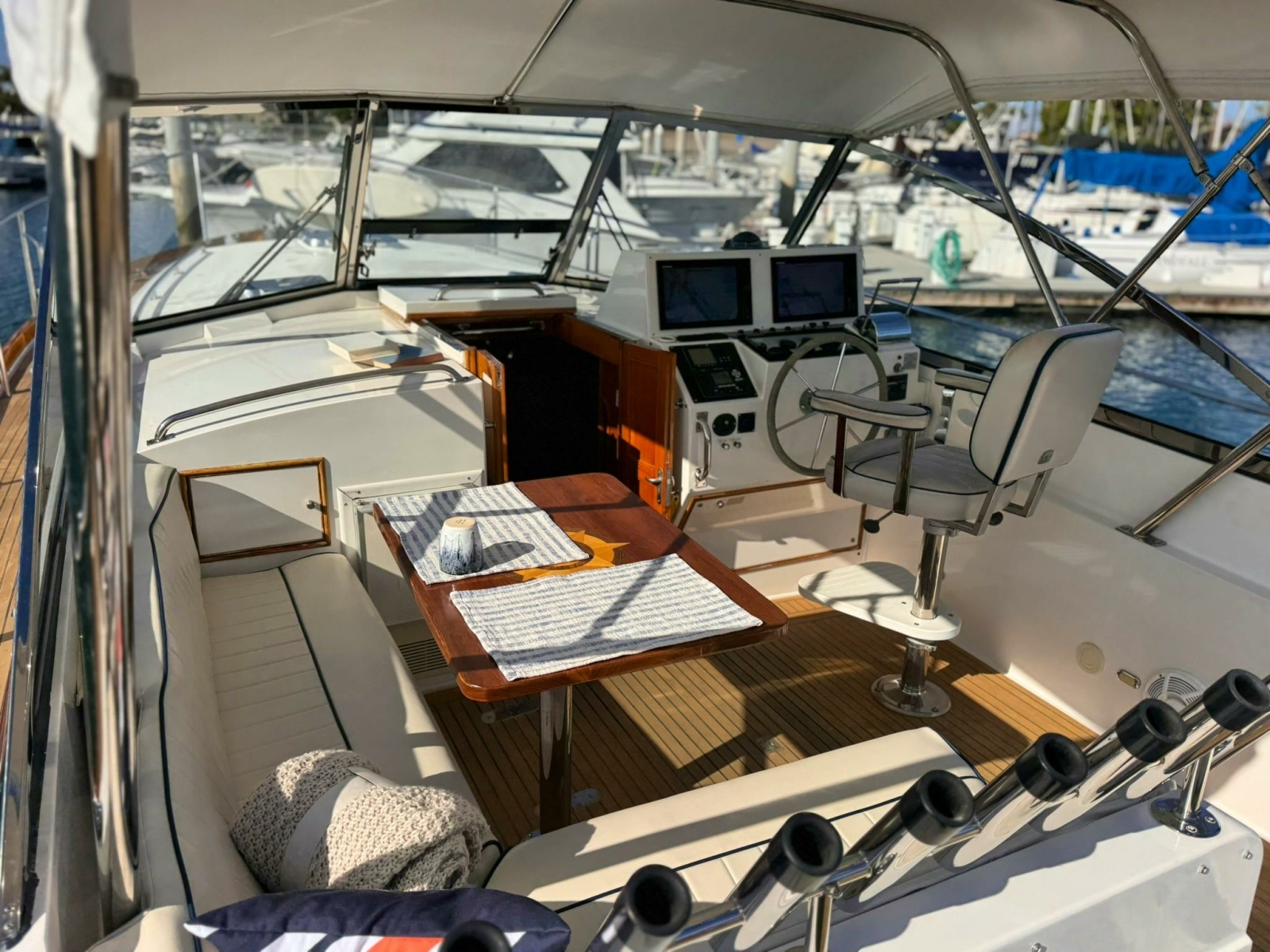 BALMY 38ft Grand Banks Yachts Yacht For Sale