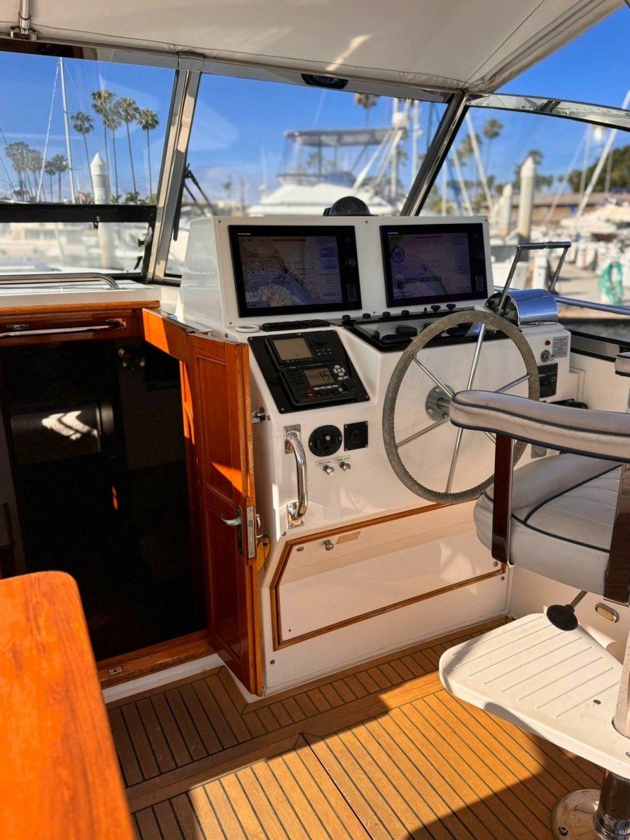 BALMY 38ft Grand Banks Yachts Yacht For Sale