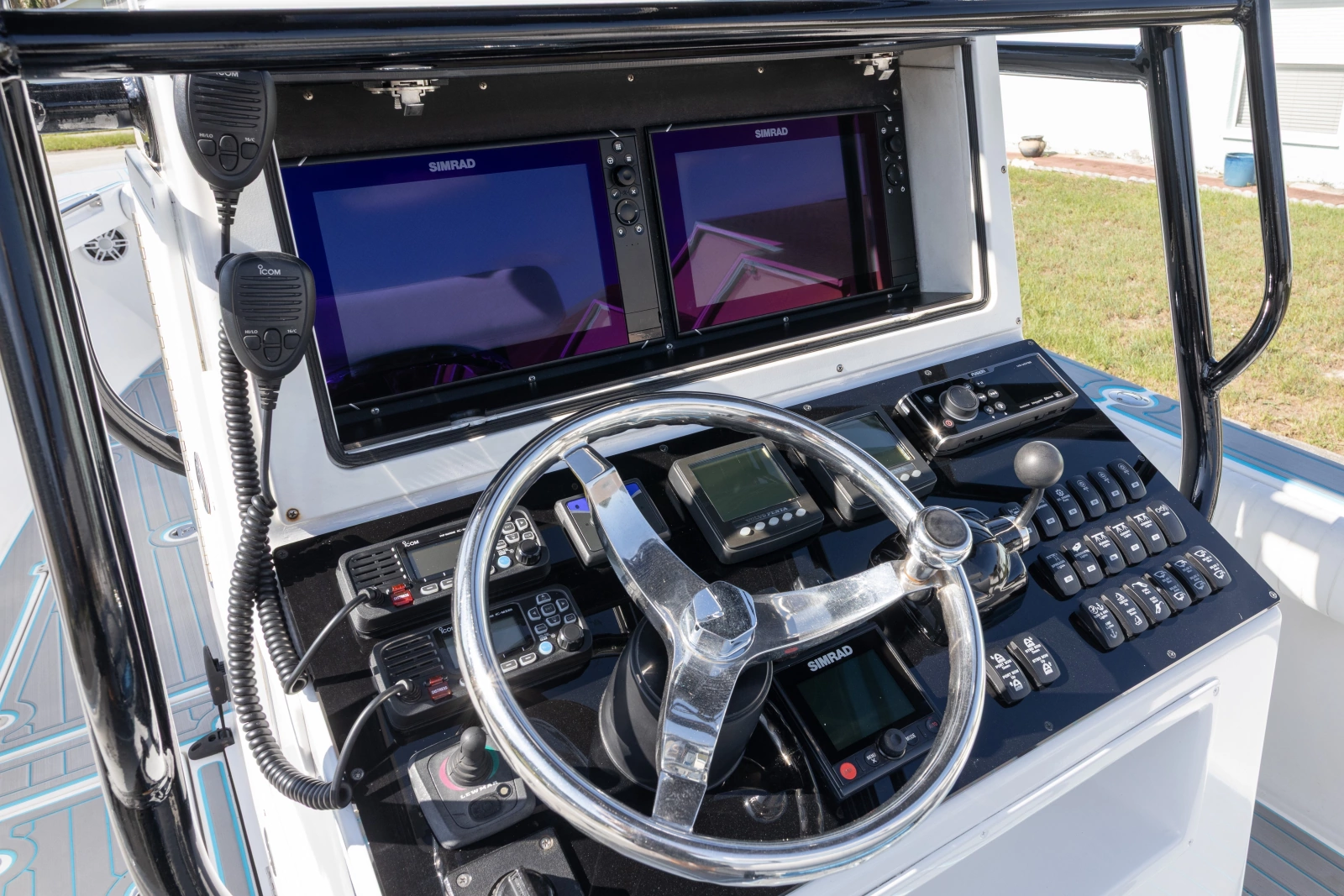 2006 Albin 26 Center Console
