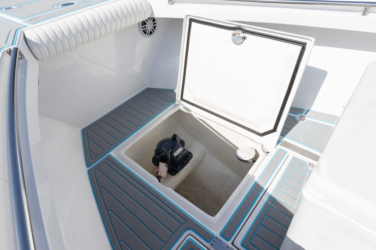 2006 Albin 26 Center Console