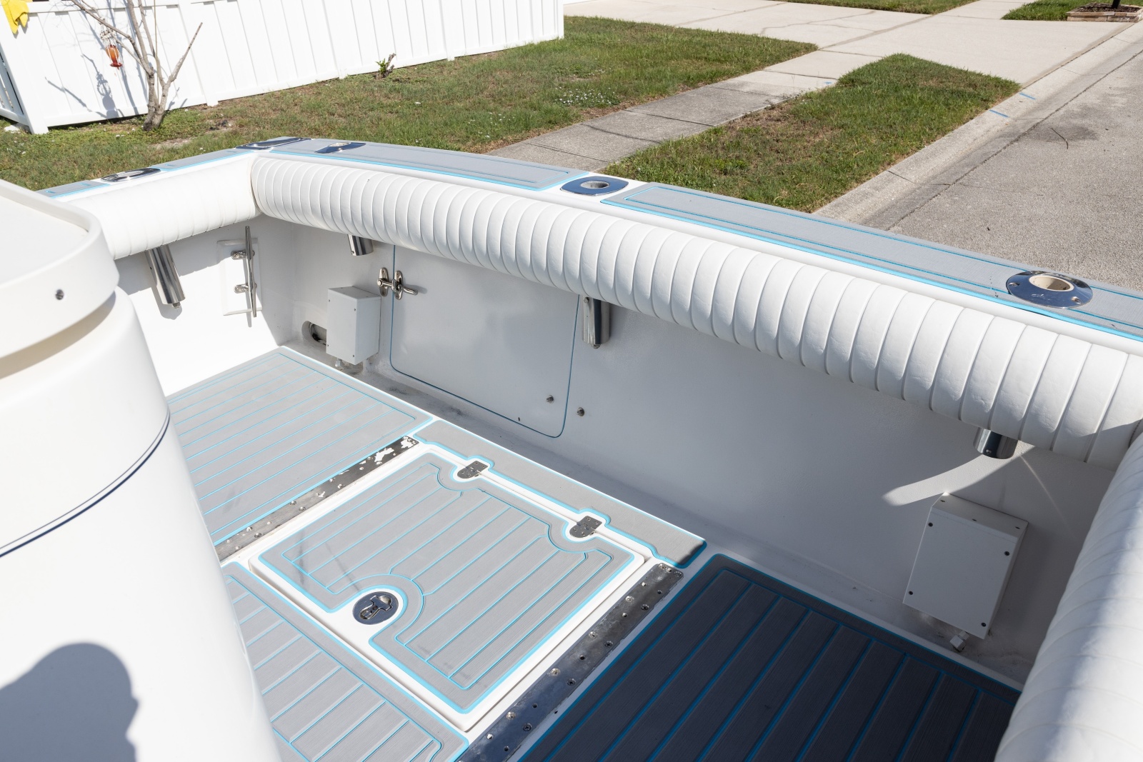 2006 Albin 26 Center Console