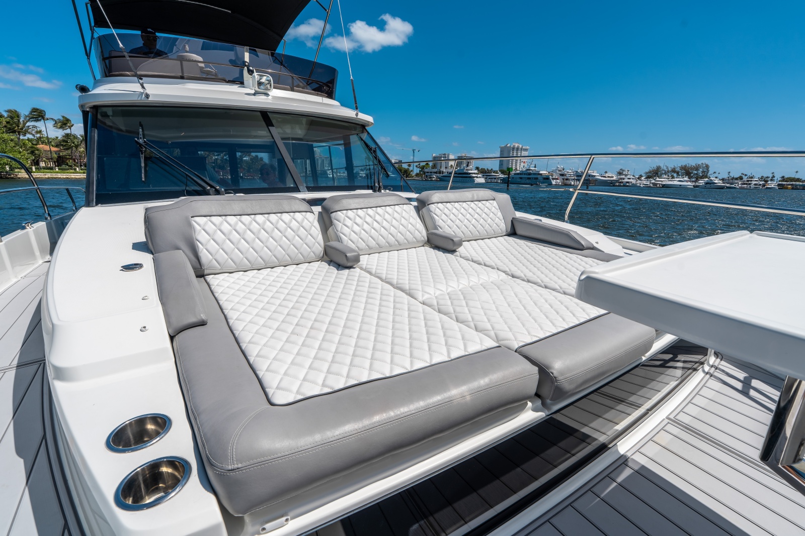 41' 2024 Jeanneau NC 1295 Fly