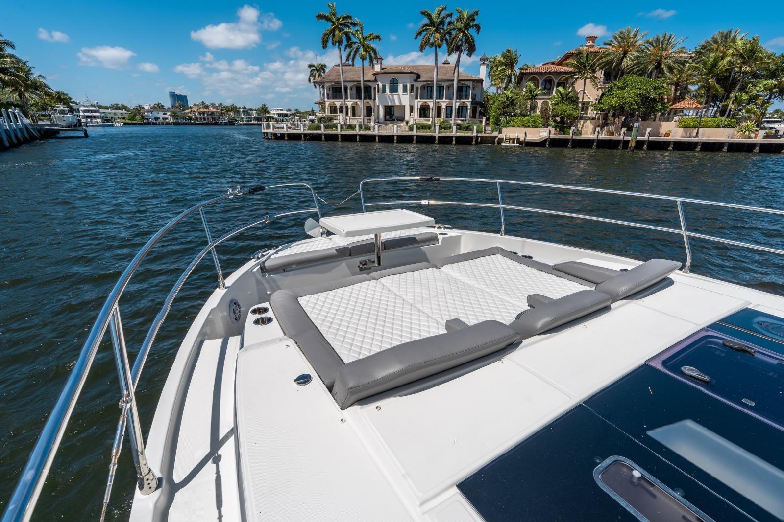 41' 2024 Jeanneau NC 1295 Fly