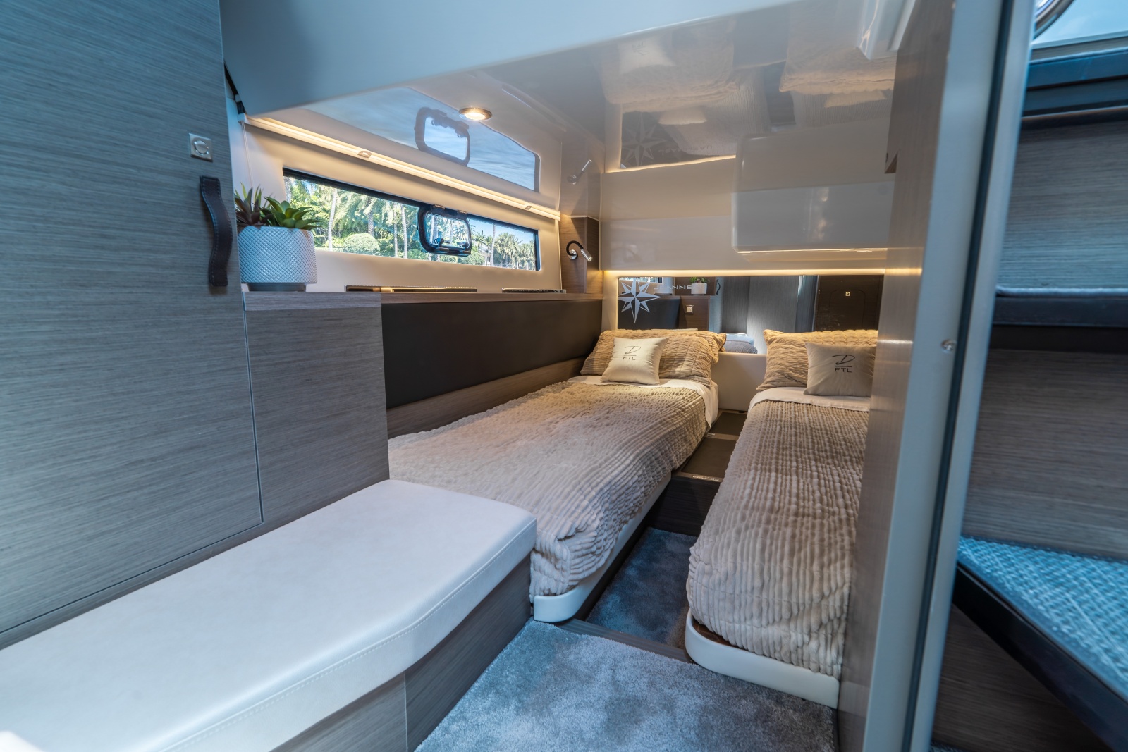 41' 2024 Jeanneau NC 1295 Fly