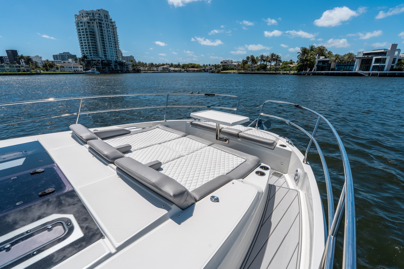 41' 2024 Jeanneau NC 1295 Fly