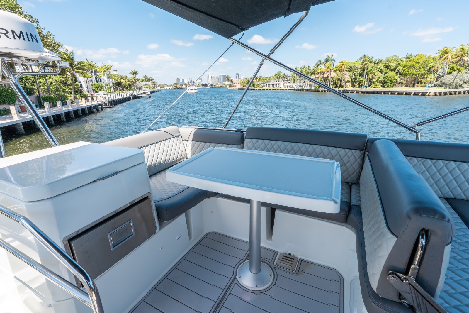 41' 2024 Jeanneau NC 1295 Fly