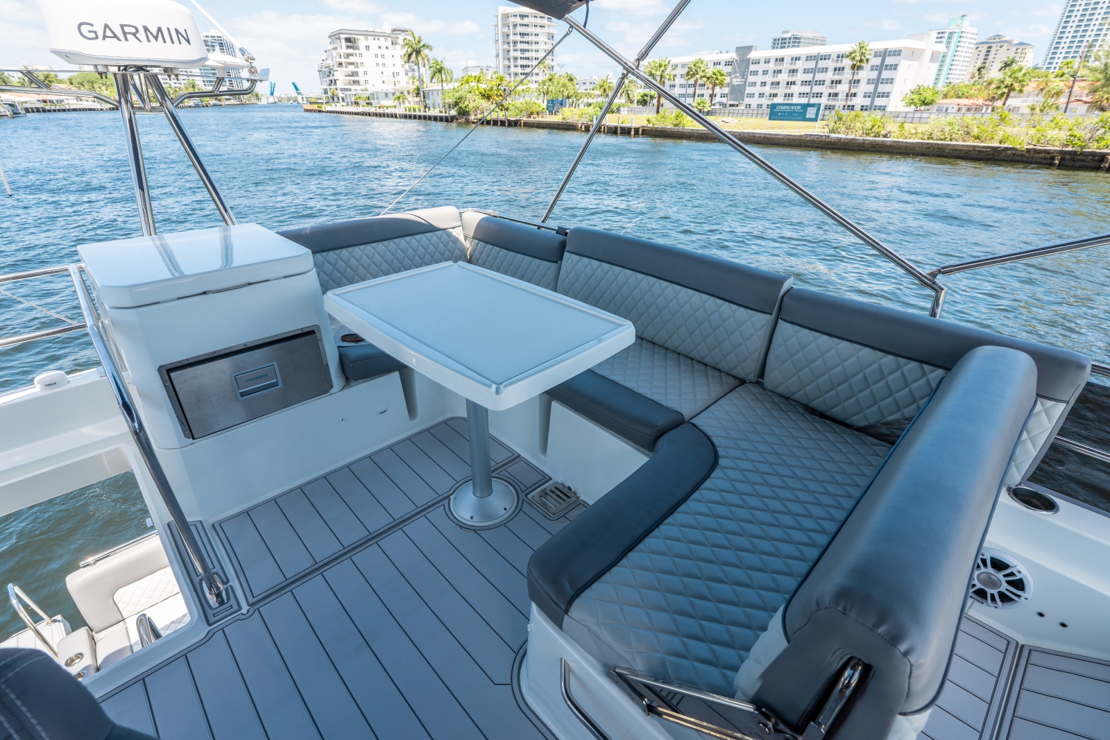 41' 2024 Jeanneau NC 1295 Fly