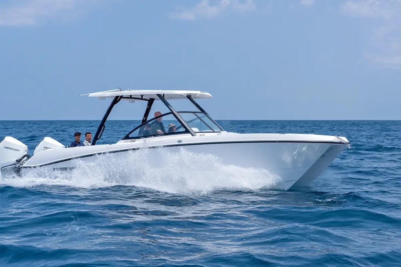 28' 2026 Twin Vee 280 GFX2 DC