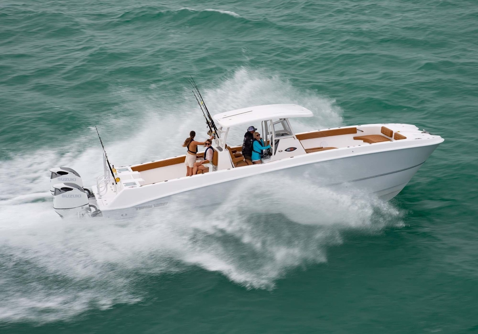 2026 Twin Vee 340 GFX CC