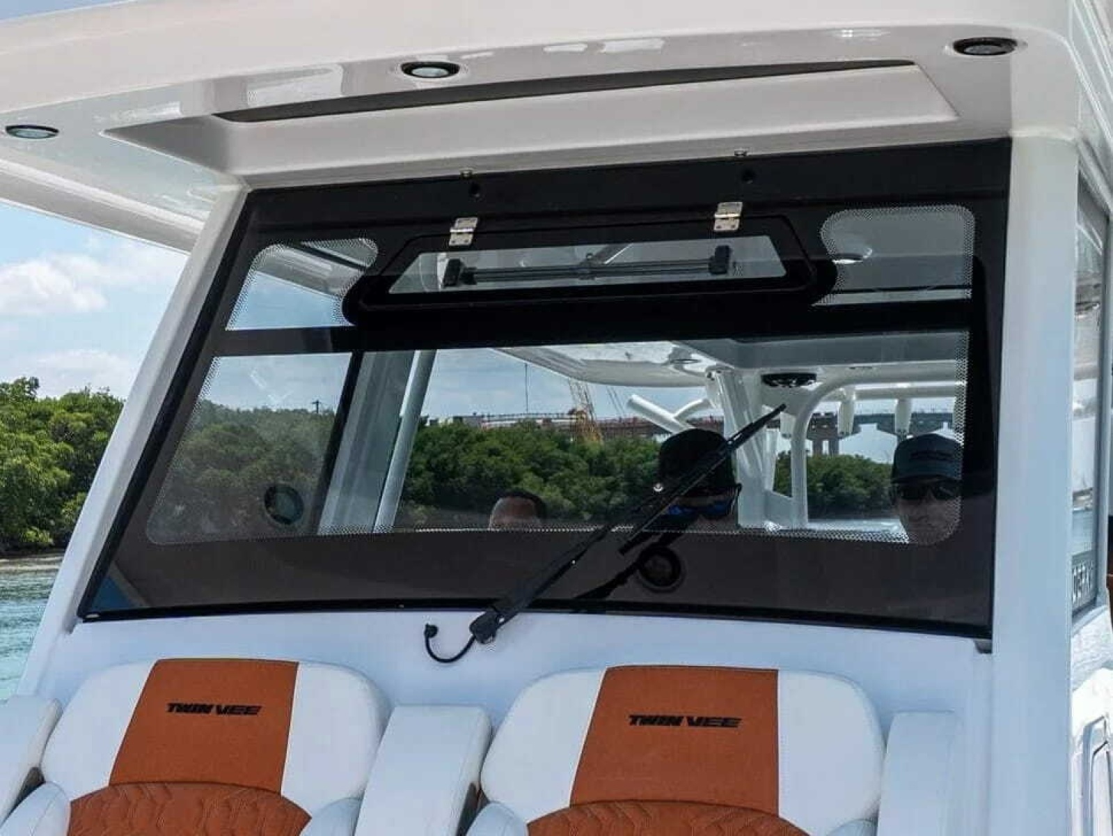 2026 Twin Vee 400 GFX2 CC