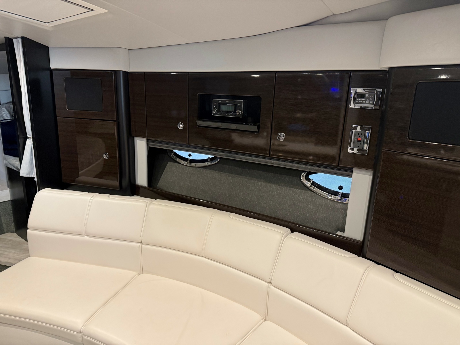 Formula 34 CLAIR DE LUNE - Salon Seating