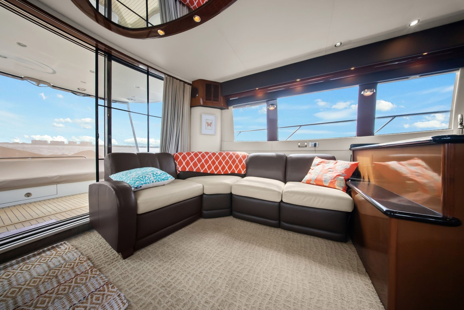 LADY CAPE 56ft Carver Yacht For Sale