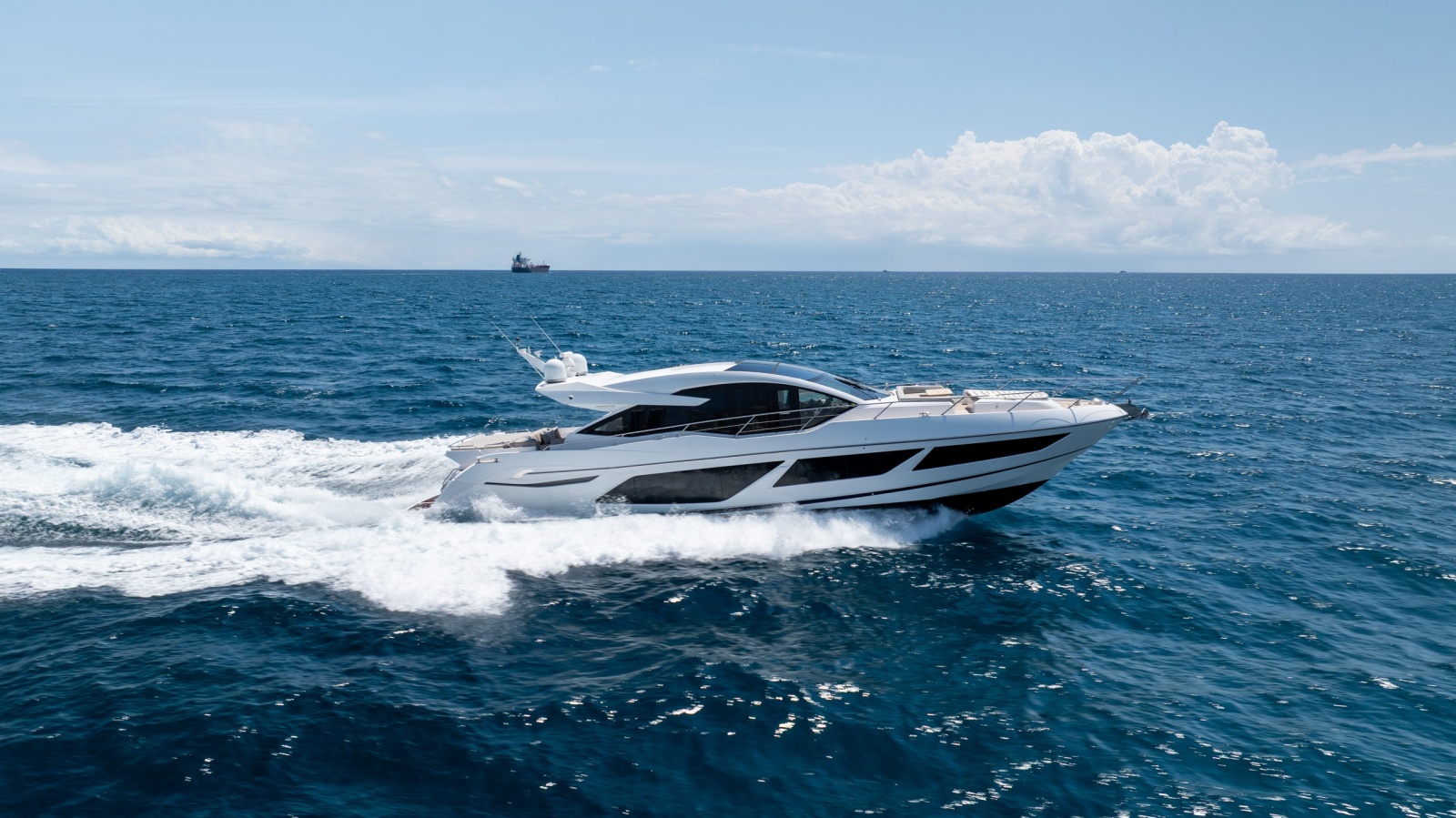 74' 2020 Sunseeker PREDATOR 74 XPS