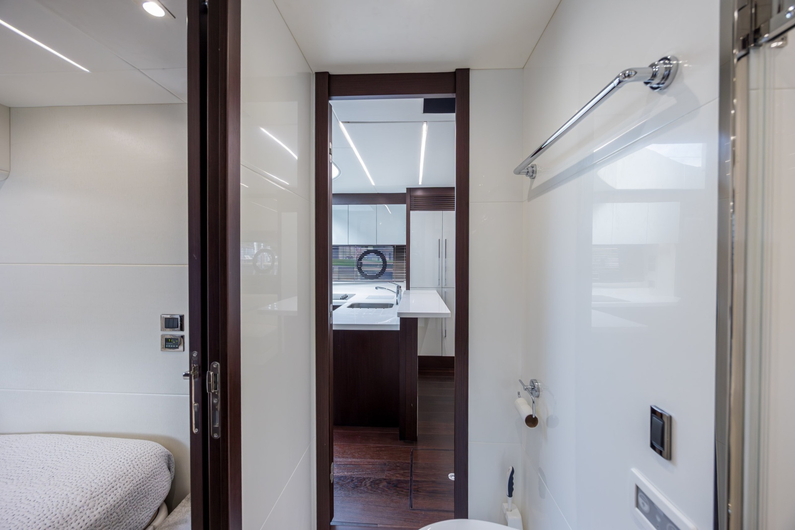 74' 2020 Sunseeker PREDATOR 74 XPS