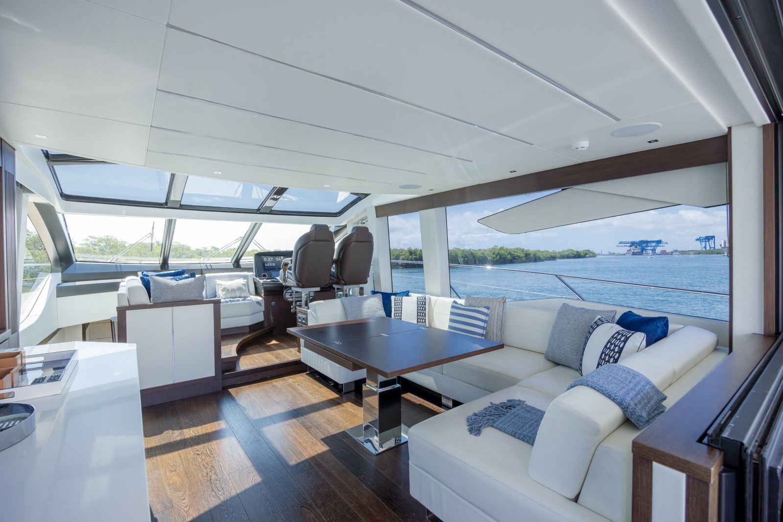 74' 2020 Sunseeker PREDATOR 74 XPS