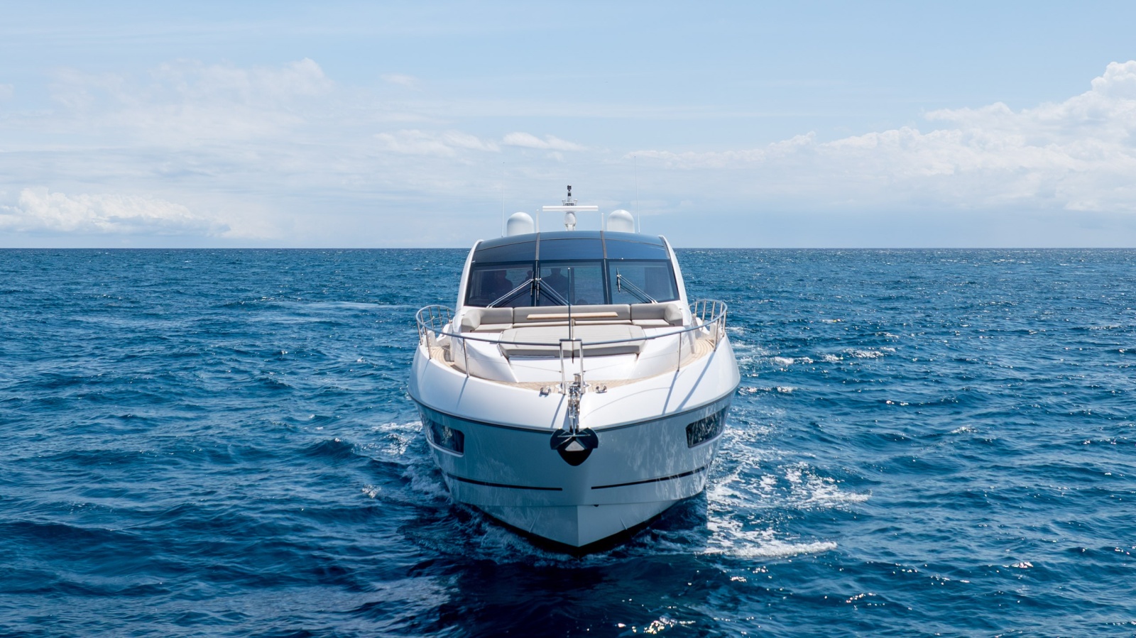 74' 2020 Sunseeker PREDATOR 74 XPS