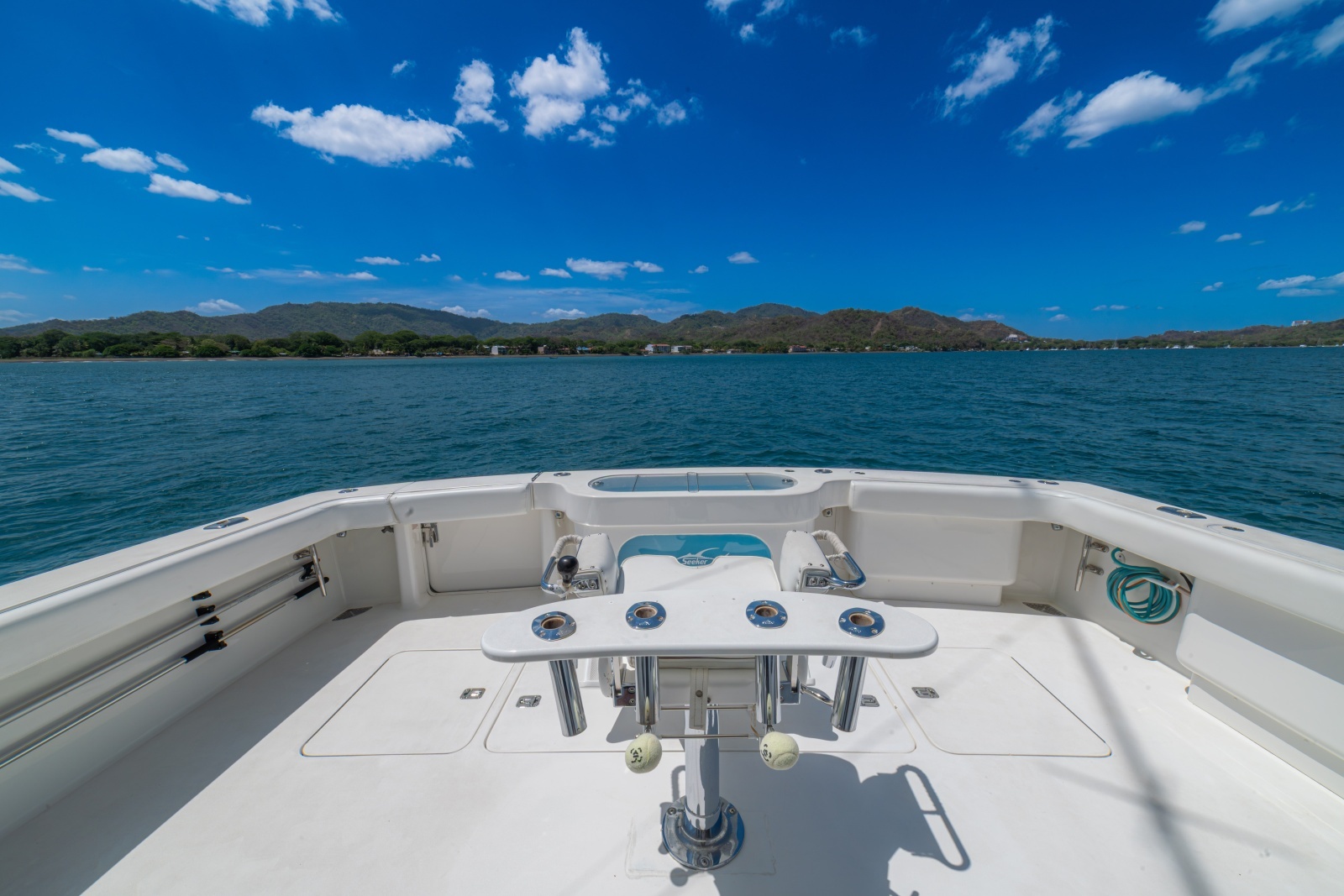 2005 Viking 61 Convertible Cockpit