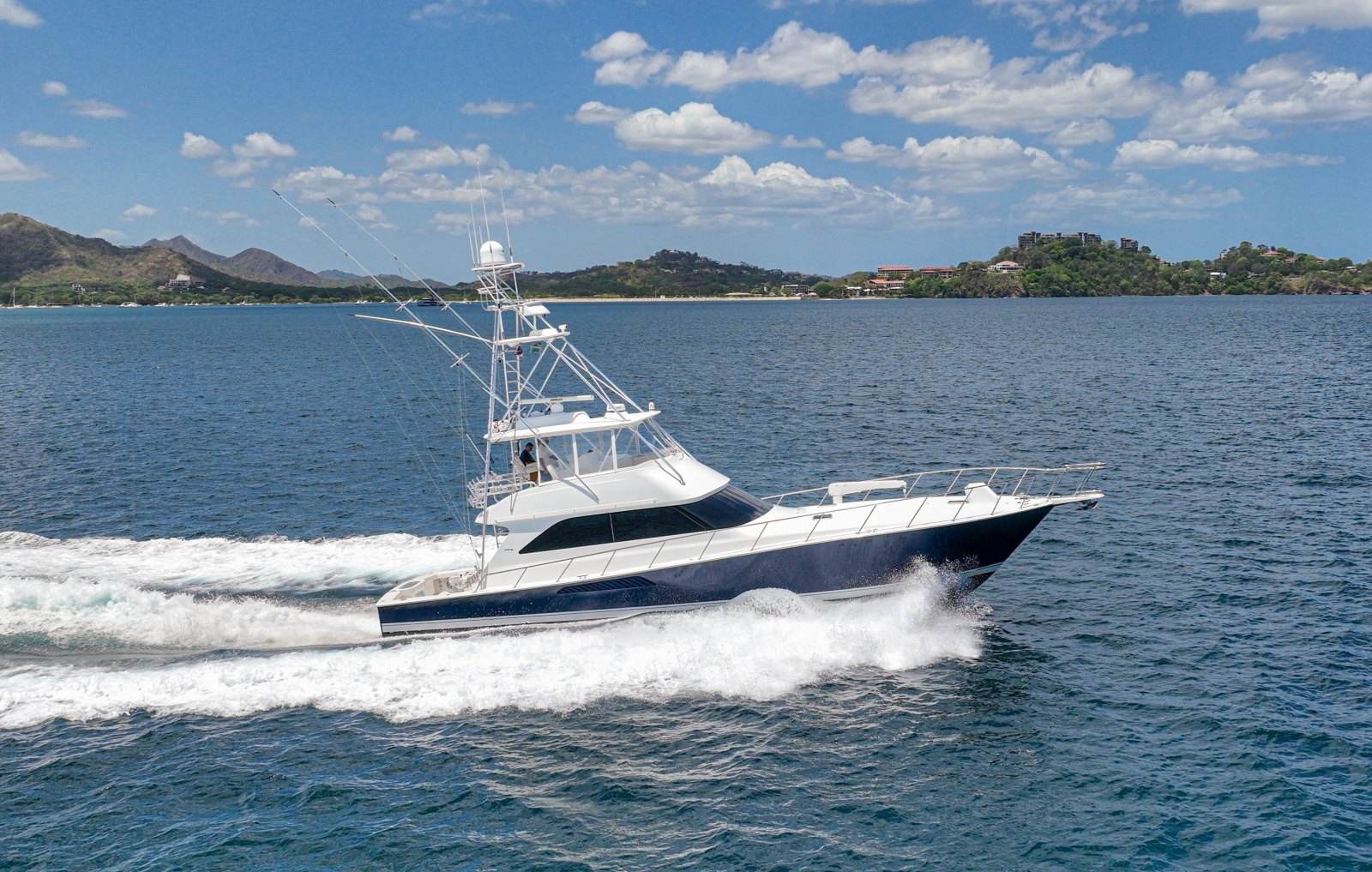2005 Viking 61 Convertible