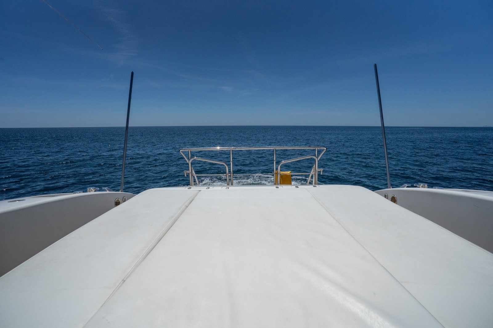 72ft Mangusta Yacht For Sale