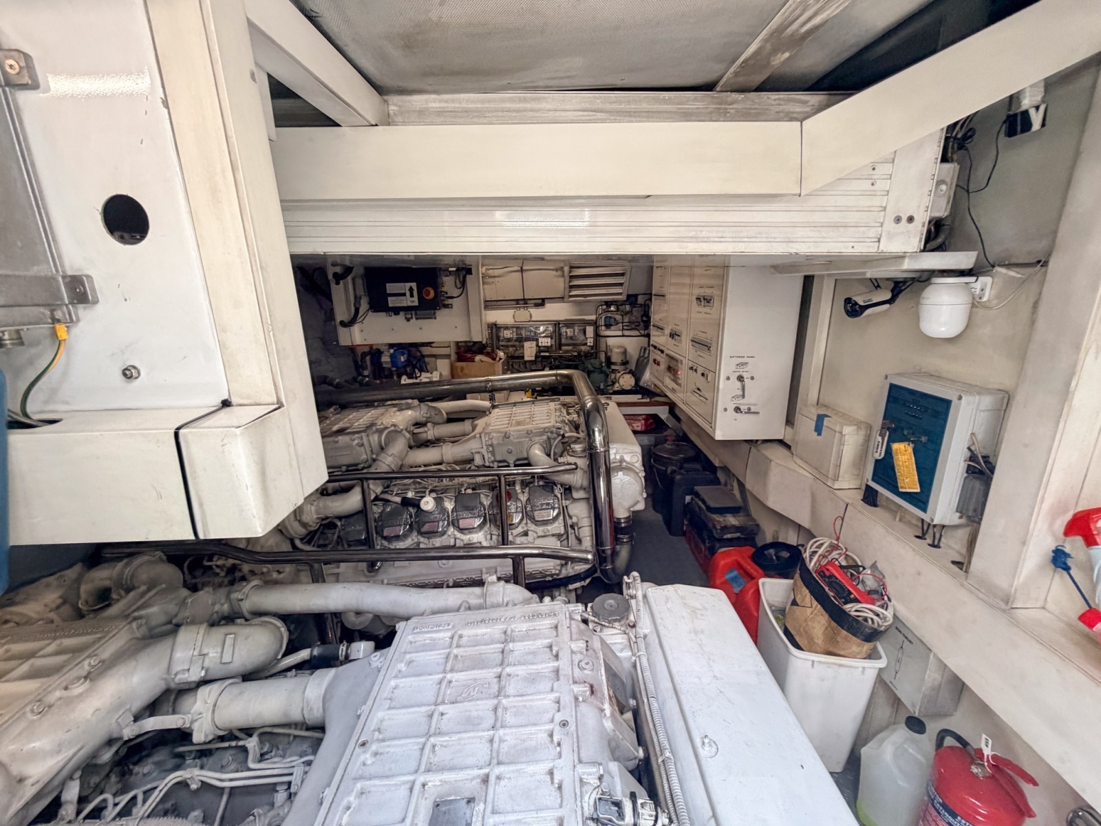 72ft Mangusta Yacht For Sale