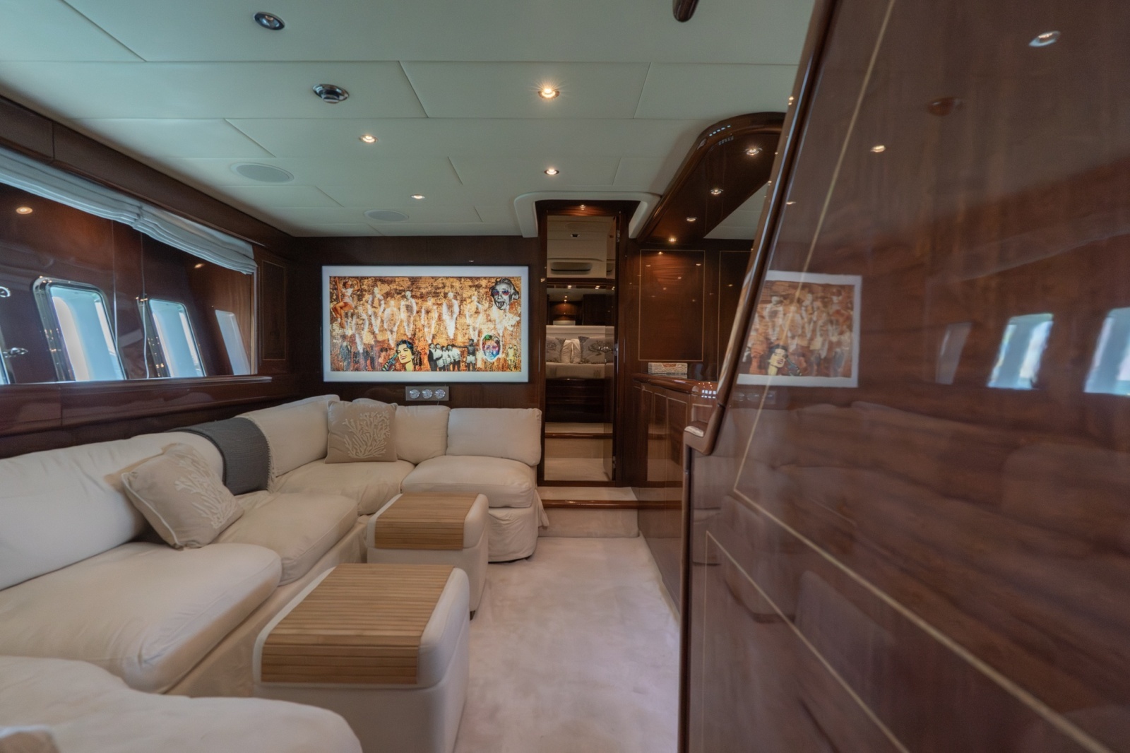 72ft Mangusta Yacht For Sale