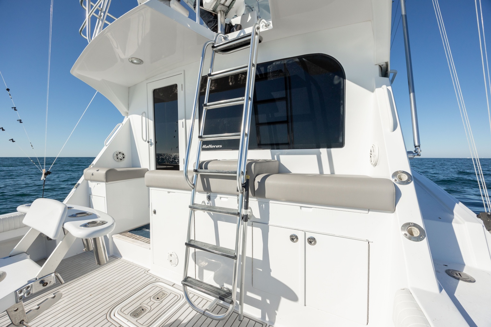 50' 2000 Hatteras 50 Convertible