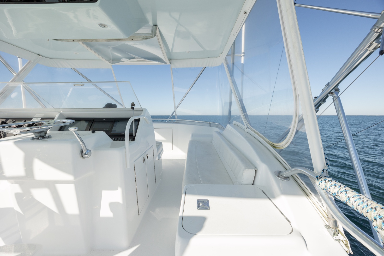50' 2000 Hatteras 50 Convertible
