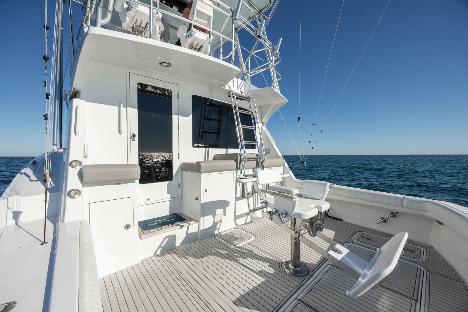 50' 2000 Hatteras 50 Convertible