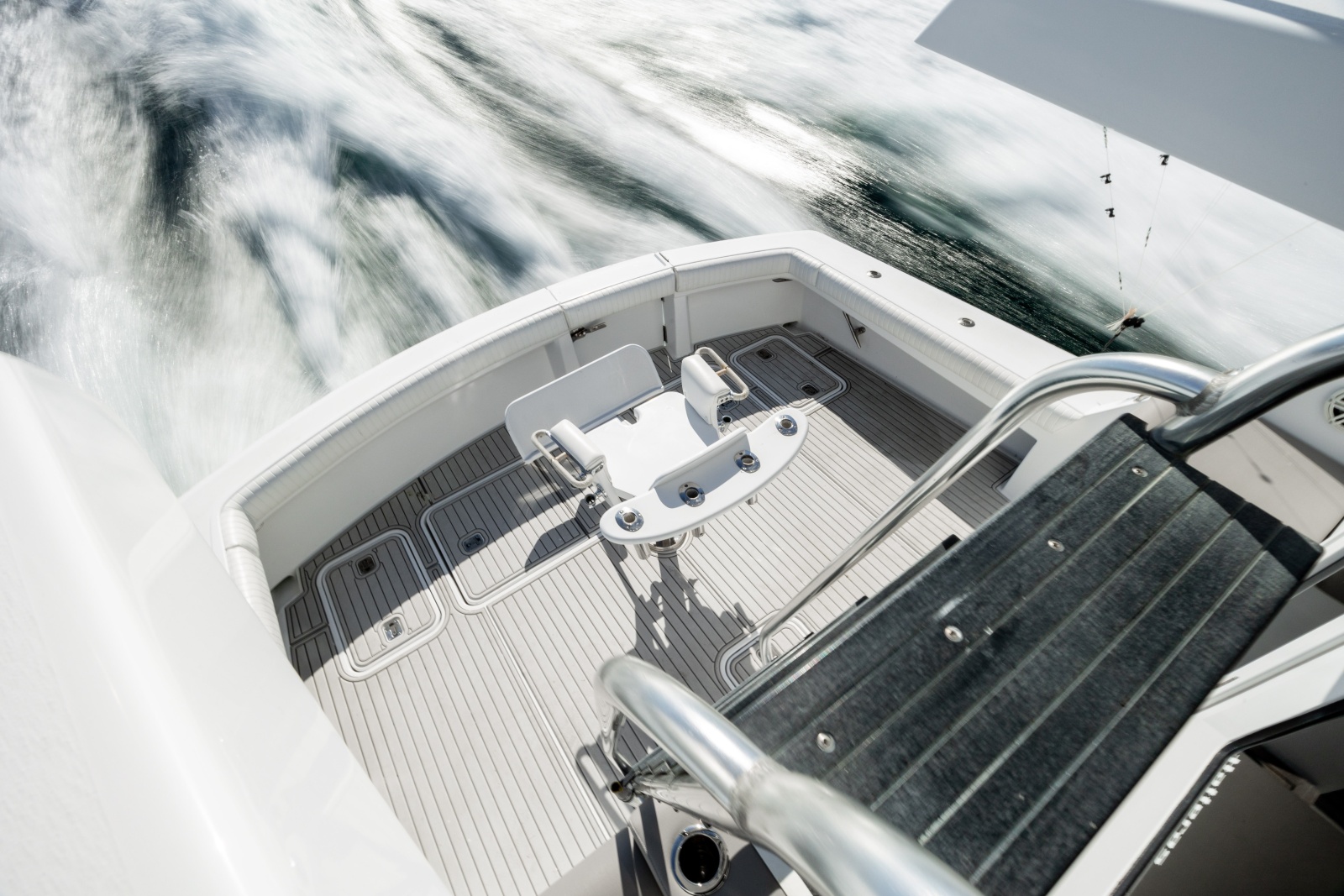 50' 2000 Hatteras 50 Convertible