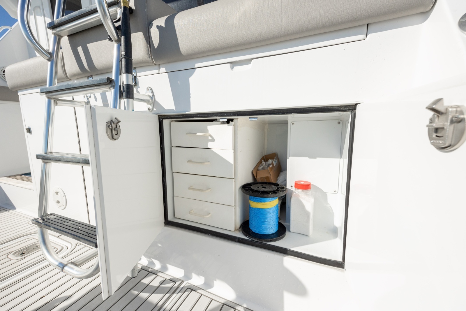 2000 Hatteras 50 Convertible