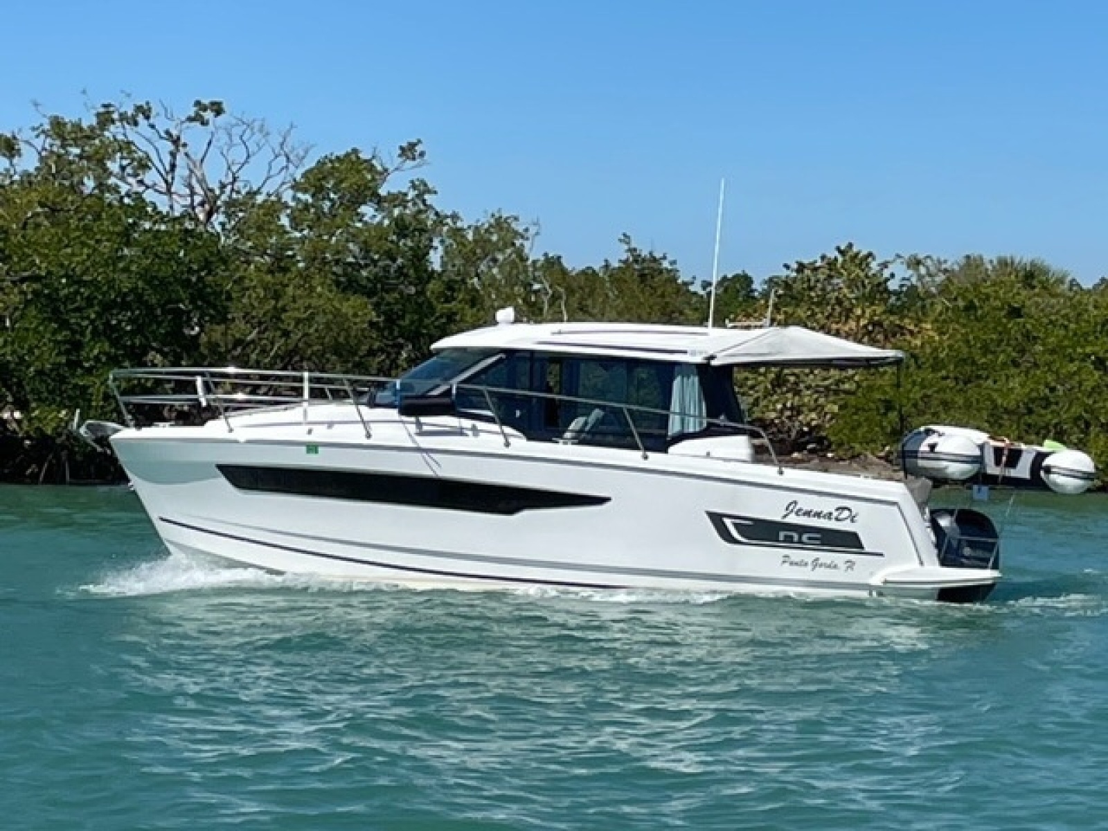 Jeanneau 895 port profile1