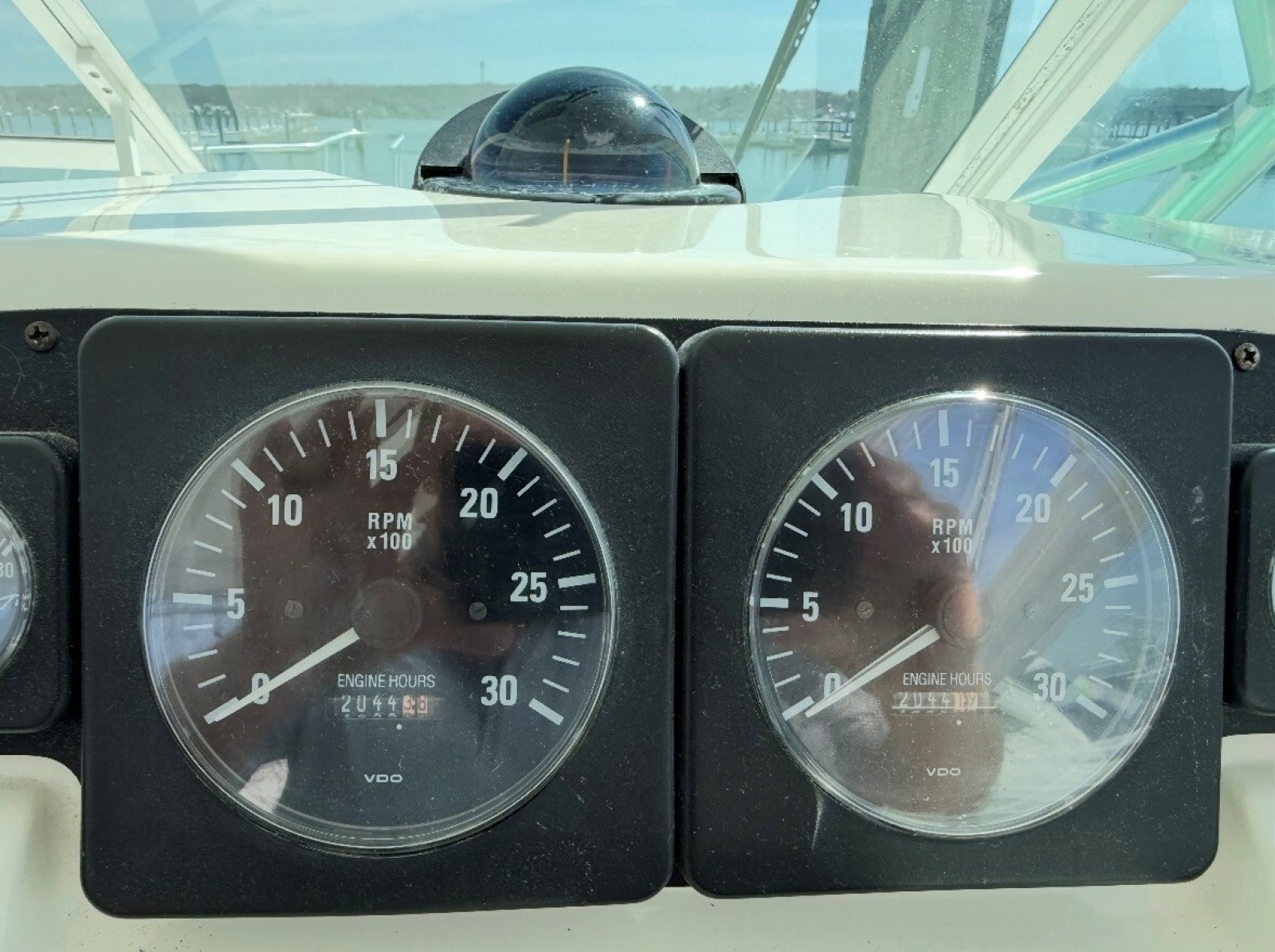 Cabo 35 SCREAMIN' EAGLE - Hour Meter