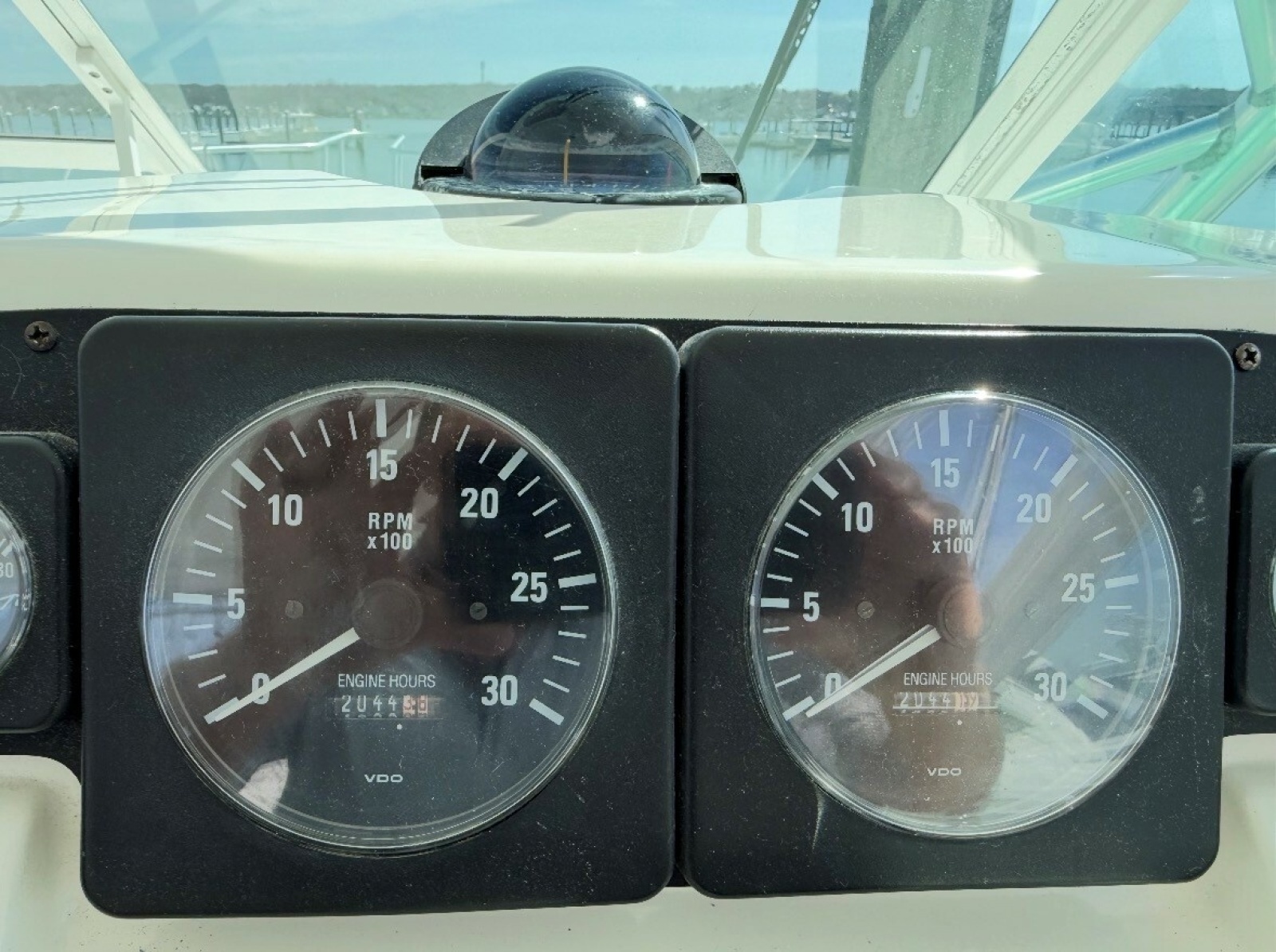 Cabo 35 SCREAMIN' EAGLE - Hour Meter