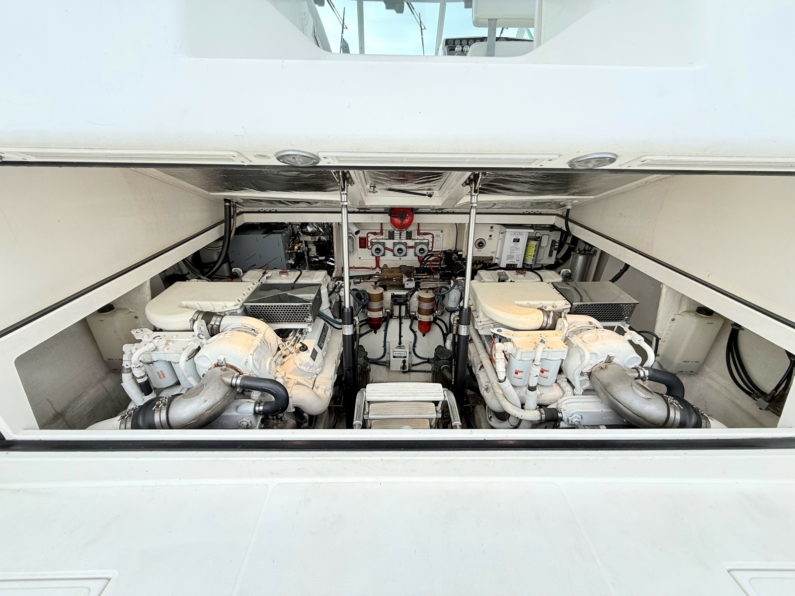 Cabo 35 SCREAMIN' EAGLE - Engine
