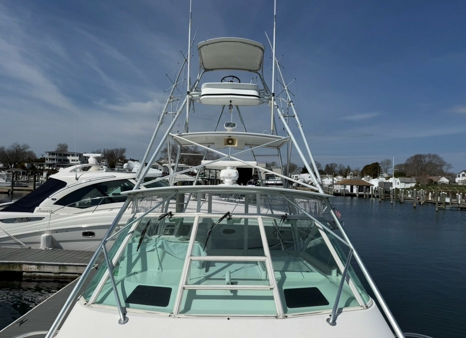 Cabo 35 SCREAMIN' EAGLE - Tower