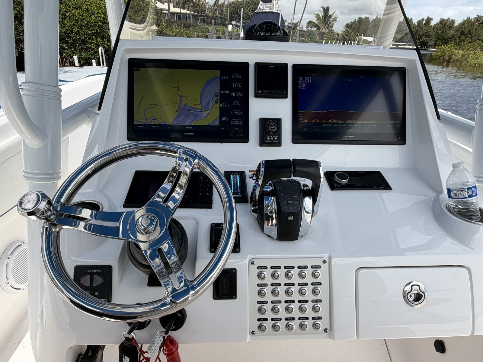 34ft Intrepid Yacht For Sale