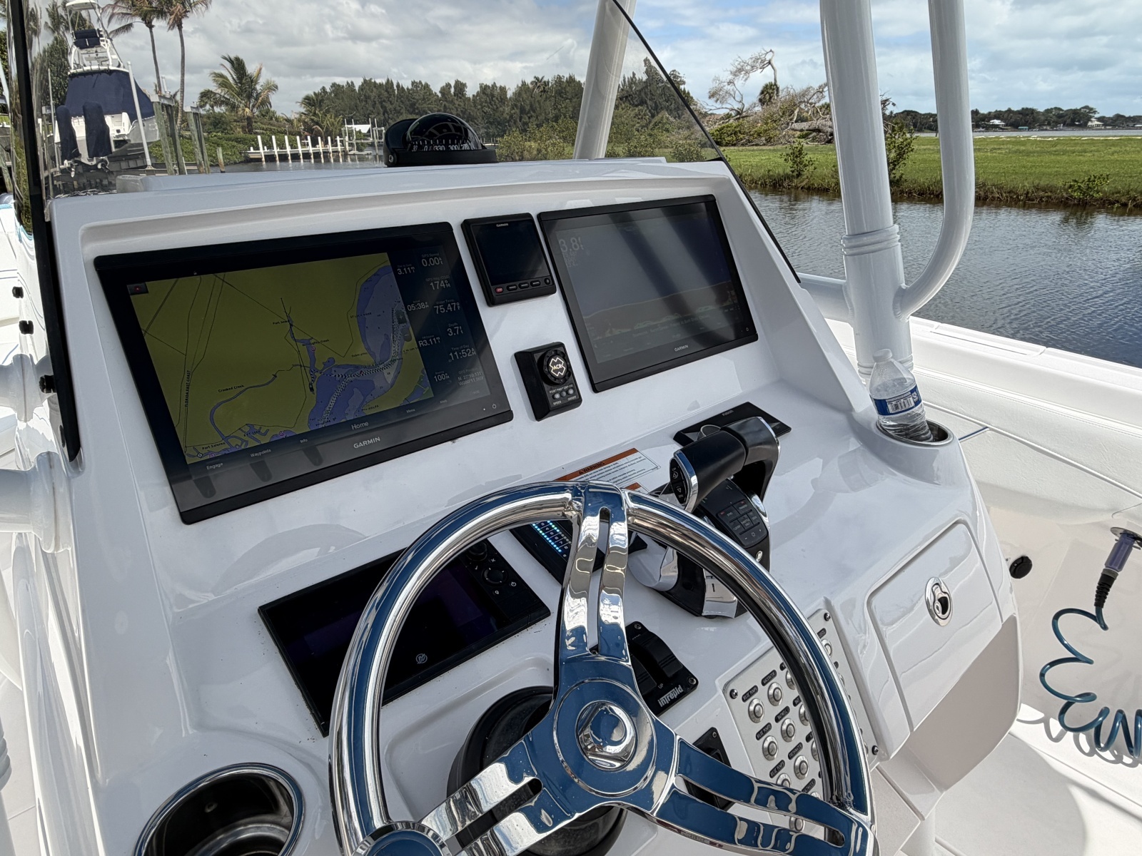 34ft Intrepid Yacht For Sale