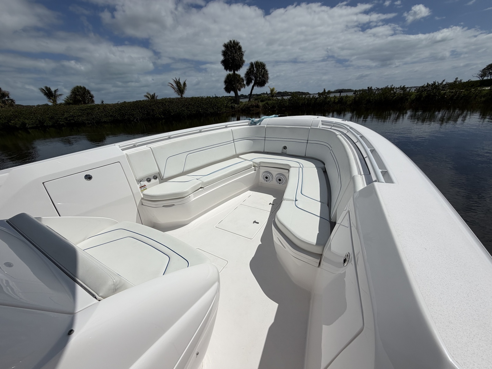 34ft Intrepid Yacht For Sale