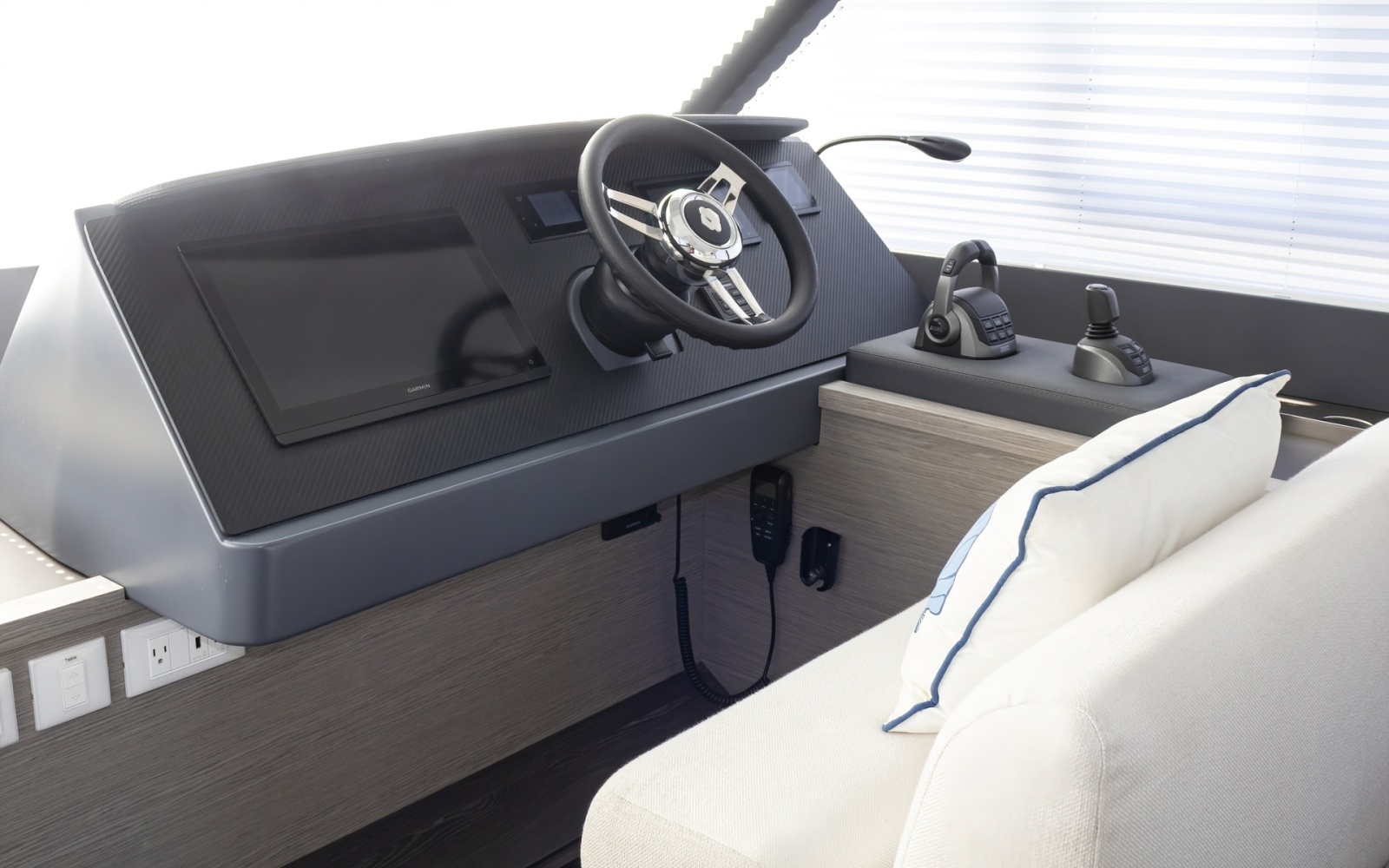 Brightside 40ft Fountaine Pajot Yacht For Sale