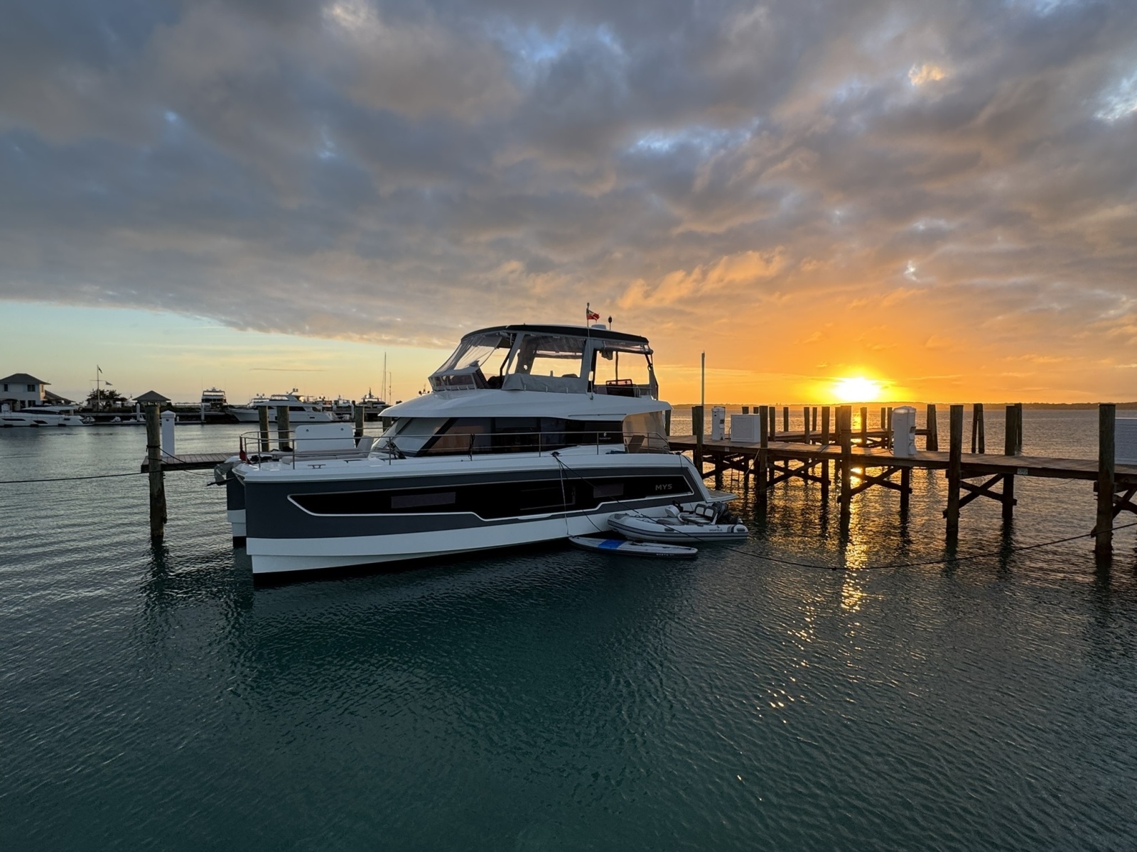 40' 2024 Fountaine Pajot MY 5