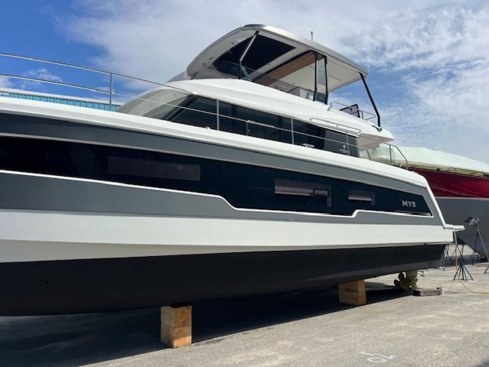 40' 2024 Fountaine Pajot MY 5