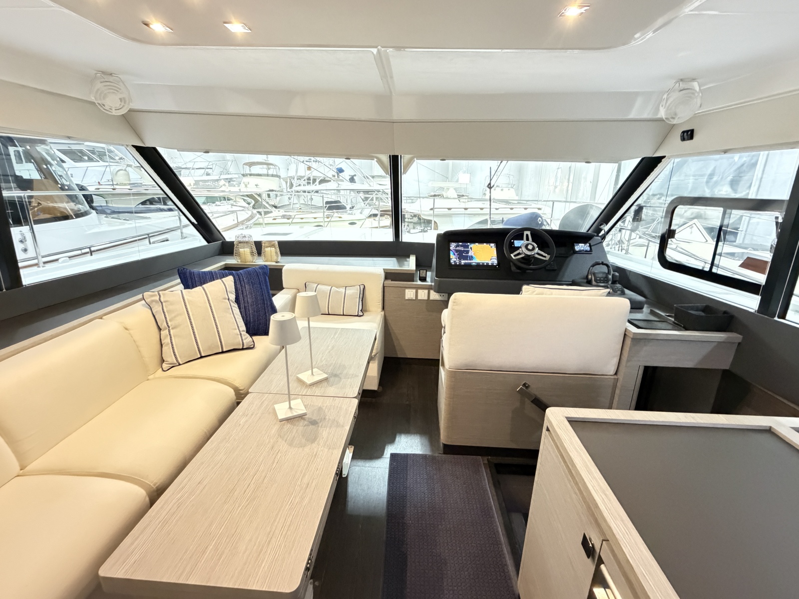 40' 2024 Fountaine Pajot MY 5