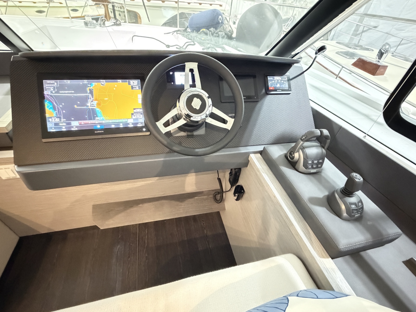 40' 2024 Fountaine Pajot MY 5