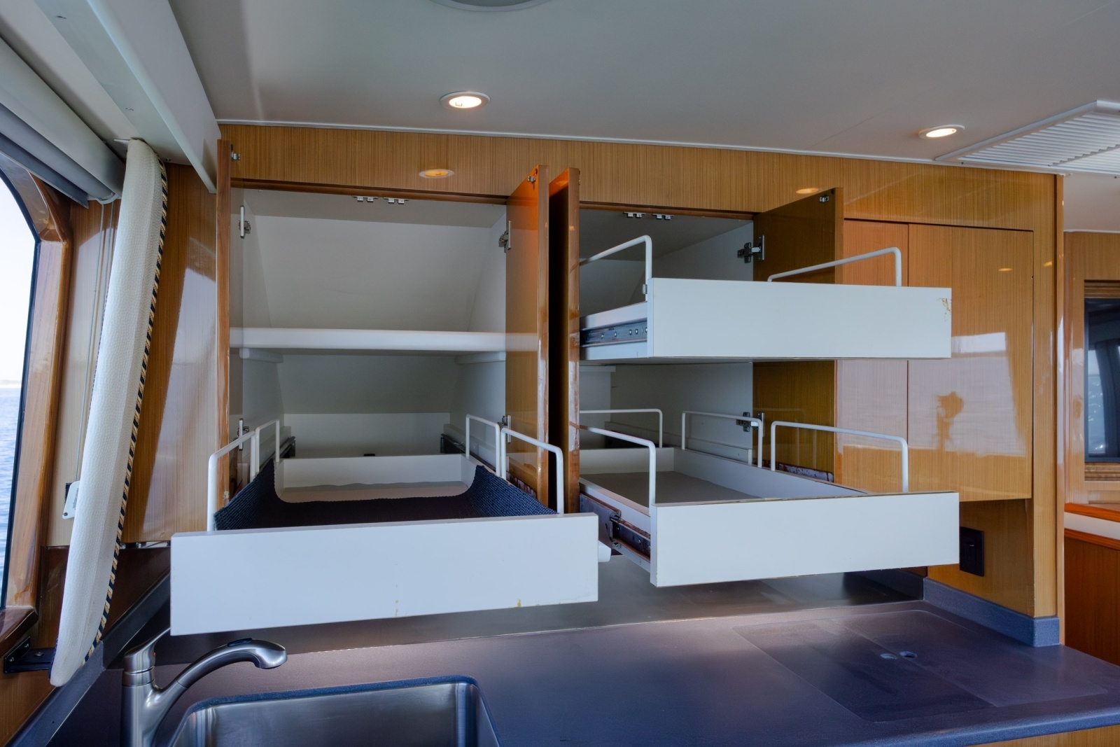 2000 Viking 55 Convertible