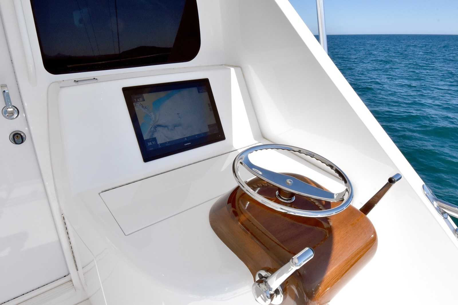 2024 Viking 90 Skybridge - PRIMETIME